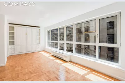 200 Central Park S #11K, New York City, NY 10019 - Photo 10