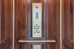 330 E 51st St, New York City, NY 10022 - Photo 10