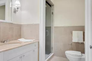 330 E 51st St, New York City, NY 10022 - Photo 22