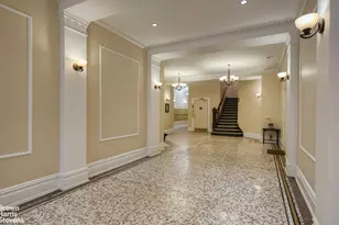 102 W 75th St, New York City, NY 10023 - Photo 16