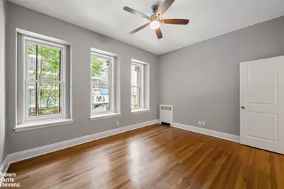 102 W 75th Street #24, New York City, NY 10023 - Photo 4