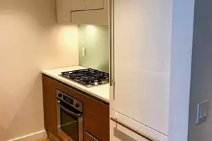 555 W 59th St, New York City, NY 10019 - Photo 4