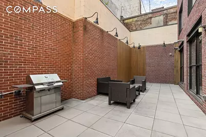 21-10 44th Drive #PHA, New York City, NY 11101 - Photo 14