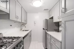 411 E 53rd St, New York City, NY 10022 - Photo 12