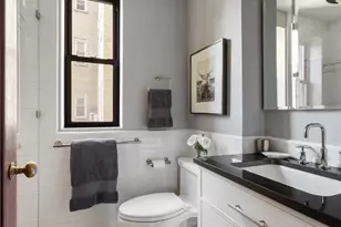 123 W 74th St, New York City, NY 10023 - Photo 10