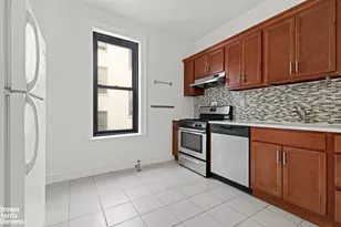 345 Montgomery St, New York City, NY 11225 - Photo 6
