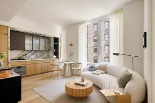 135 E 47th St, New York City, NY 10017 - Photo 2