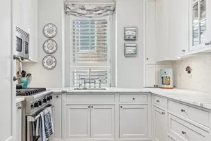 128 Central Park S, New York City, NY 10019 - Photo 4