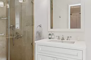 128 Central Park S, New York City, NY 10019 - Photo 10