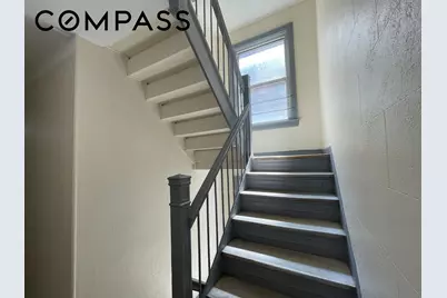 31-74 33rd Street, New York City, NY 11106 - Photo 4