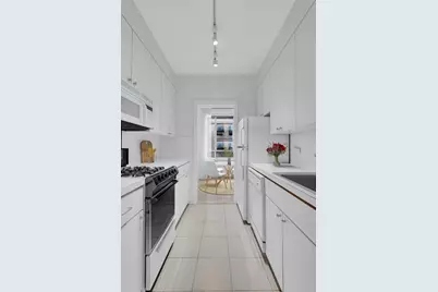 25 Central Park W #5D, New York, NY 10023 - Photo 4