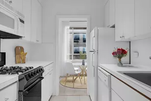 25 Central Prk W, New York, NY 10023 - Photo 4