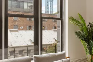 30 Main St, New York City, NY 11201 - Photo 2