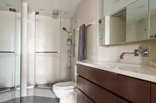 165 W 66th St, New York City, NY 10023 - Photo 6