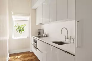 907 5th Ave, New York City, NY 10021 - Photo 4