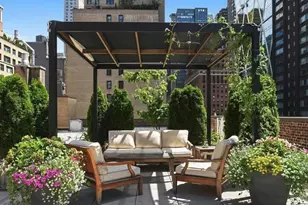 333 W 57th St, New York City, NY 10019 - Photo 14