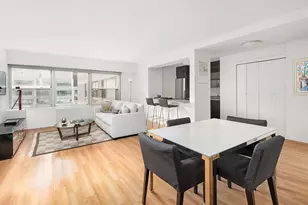 118 E 60th St, New York City, NY 10022 - Photo 2