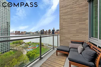 46-30 Center Boulevard #1106, New York City, NY 11109 - Photo 8