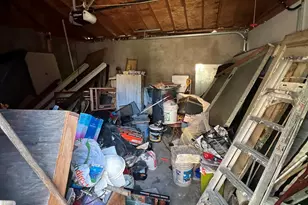 1040 Willmohr St, New York City, NY 11212 - Photo 12