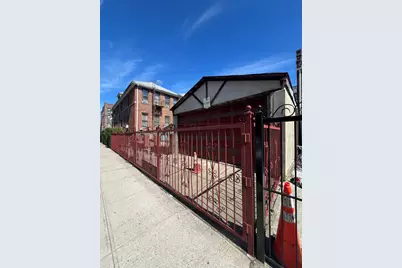 1040 Willmohr Street, New York City, NY 11212 - Photo 4