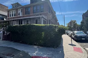 1040 Willmohr St, New York City, NY 11212 - Photo 2