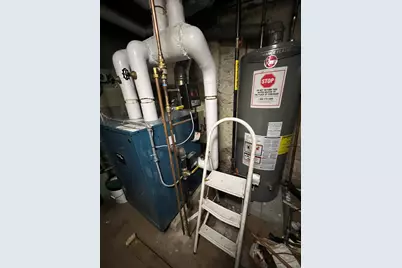 1040 Willmohr Street, New York City, NY 11212 - Photo 8