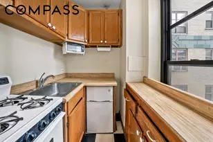 235 E 22nd St, New York City, NY 10010 - Photo 6