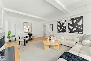 4 E 70th St, New York City, NY 10021 - Photo 2