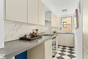 4 E 70th St, New York City, NY 10021 - Photo 4