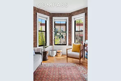 186 E 32nd Street, New York City, NY 11226 - Photo 2