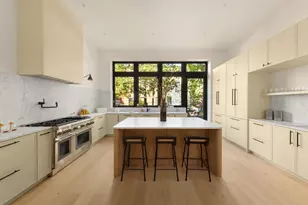 839 President St, New York City, NY 11215 - Photo 12