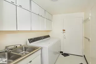 870 United Nations Plaza, New York City, NY 10017 - Photo 22