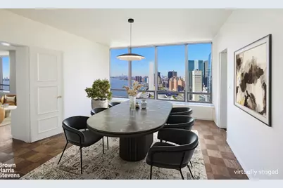 870 United Nations Plaza #31/32F, New York City, NY 10017 - Photo 4