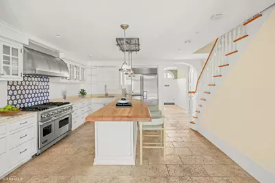 522 E 89th Street, New York City, NY 10128 - Photo 10