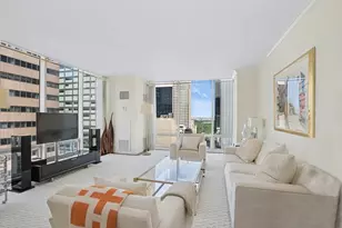 641 5th Ave, New York City, NY 10022 - Photo 1