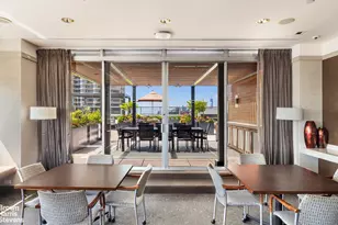 300 E 40th St, New York City, NY 10016 - Photo 14