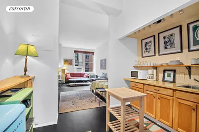23 Waverly Place #4W, New York City, NY 10003 - Photo 4