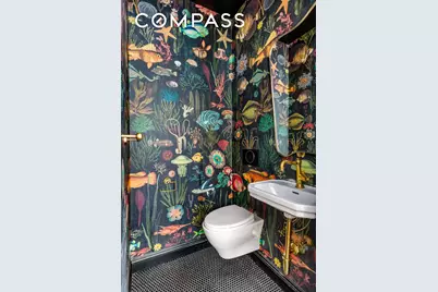 689 E 17th Street #TWNHSE, New York City, NY 11230 - Photo 8