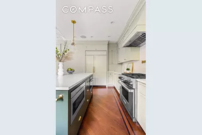 689 E 17th Street #TWNHSE, New York City, NY 11230 - Photo 10