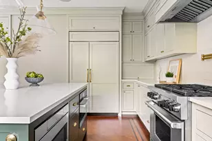 689 E 17th St, New York City, NY 11230 - Photo 10