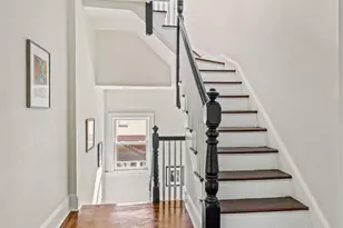 689 E 17th St, New York City, NY 11230 - Photo 12