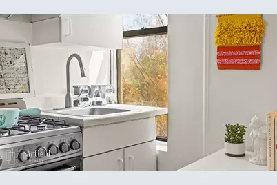 300 8th Avenue #5-B, New York City, NY 11215 - Photo 4