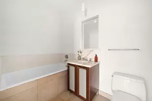 121 E 23rd St, New York City, NY 10010 - Photo 8