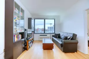 21-45 44th Dr, New York City, NY 11101 - Photo 1