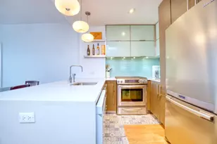 21-45 44th Dr, New York City, NY 11101 - Photo 4