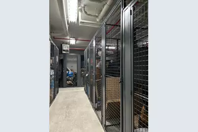 21-45 44th Drive #5K, New York City, NY 11101 - Photo 10