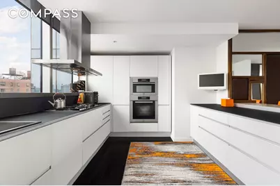 166 W 18th Street #PHB, New York City, NY 10011 - Photo 8