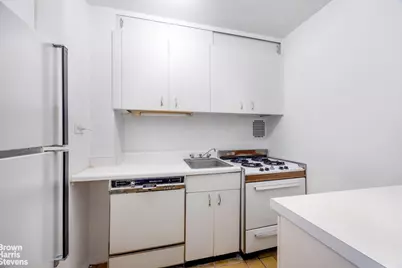 240 E 35th Street #6D, New York City, NY 10016 - Photo 4