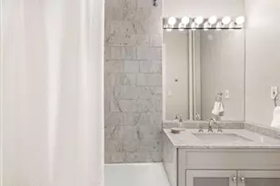 829 Park Ave, New York City, NY 10021 - Photo 8