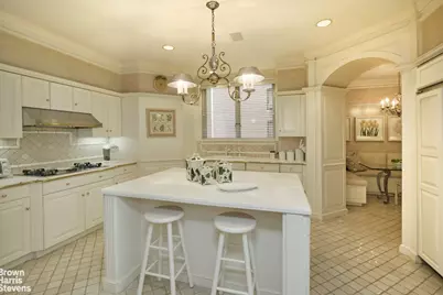 960 Park Avenue #2NDFLE, New York City, NY 10028 - Photo 4